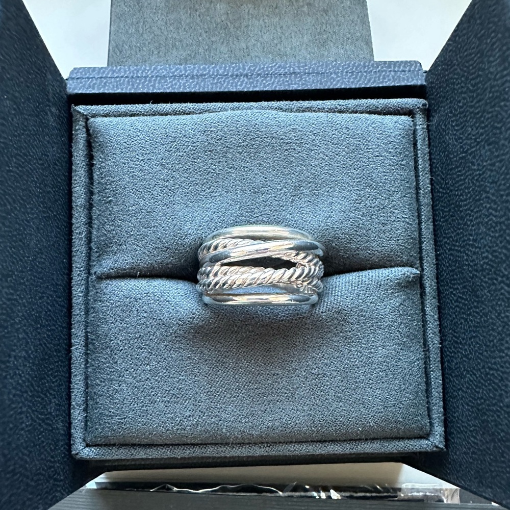 David Yurman Crossover Ring Sz 8 - Picture 6 of 13